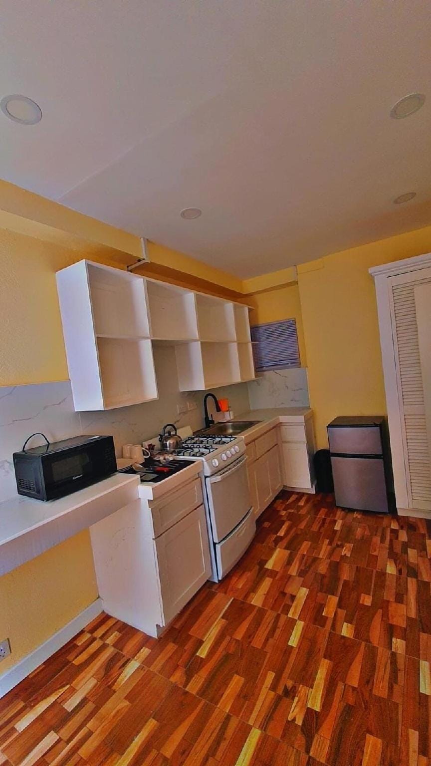 Comfortable Suite in Town Hotel in Saint Georges