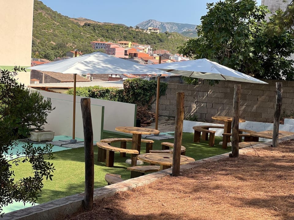 Brebei Niedda Hostel Hotel in Gonnesa