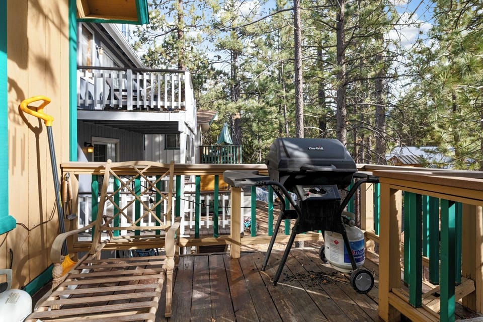 Little Bear Lodge Hotel in Big Bear