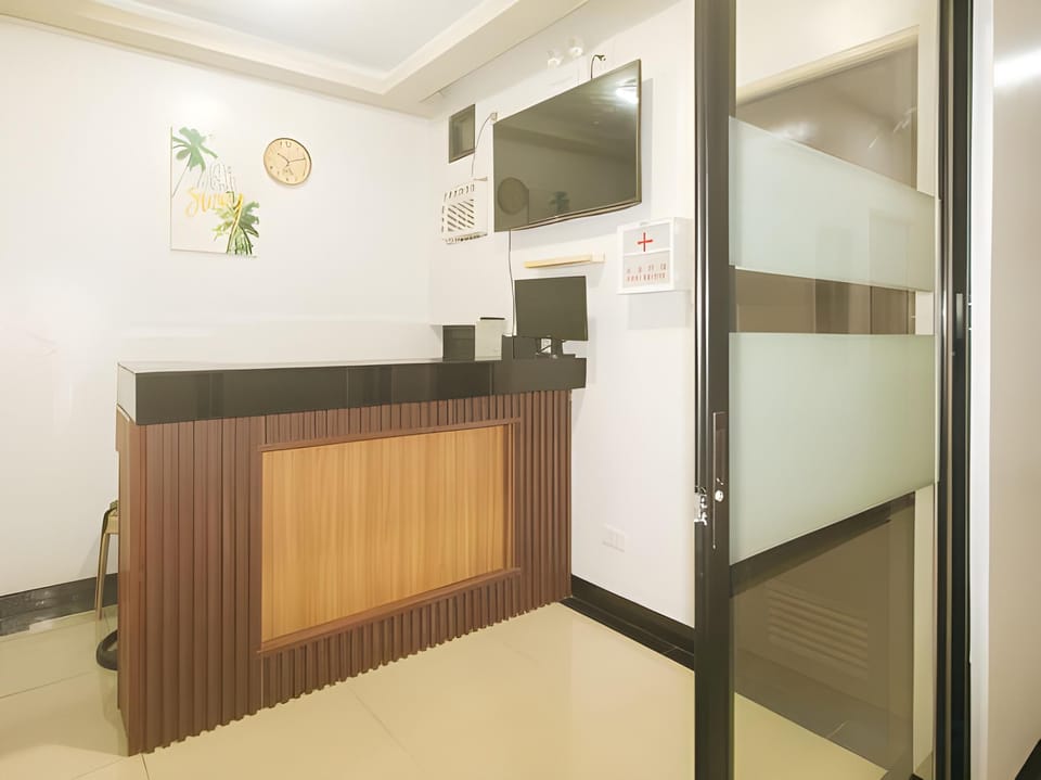 UrbanView @ Mherylle's Apartment near UST Manila Hotel in Manila City