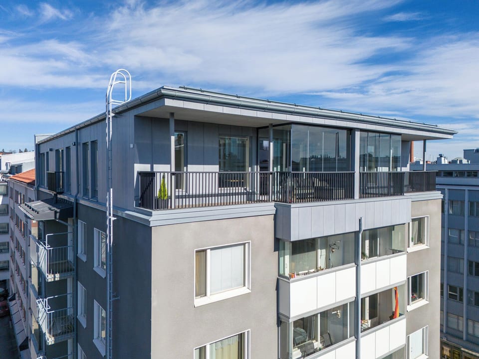 Luxurious 1BR Penthouse with Balcony Hotel in Finland