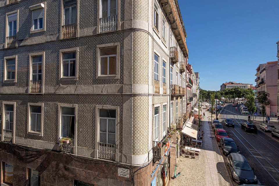 Castelo Superior Two Bedroom Apartment Hotel in Lisbon