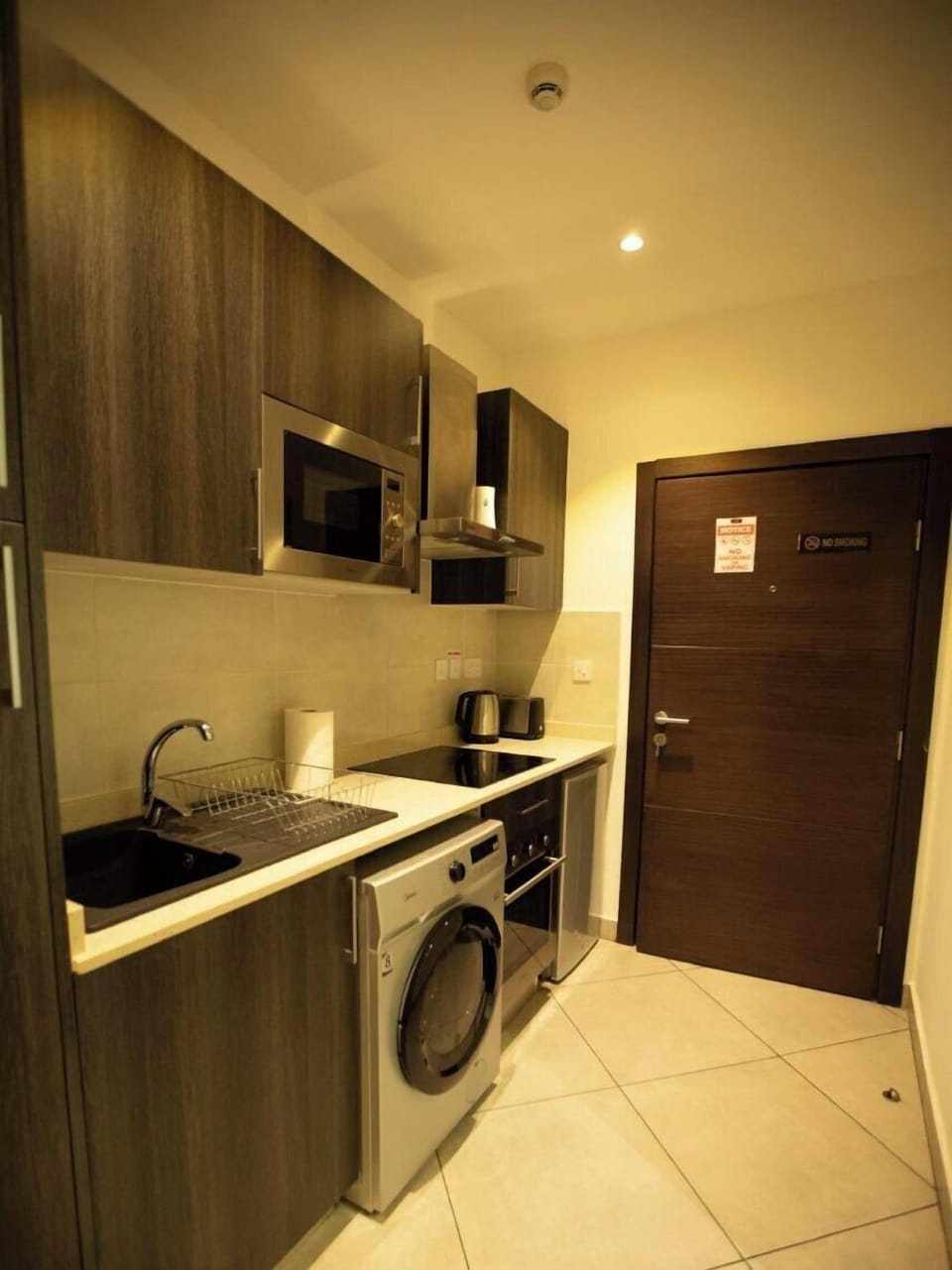 Embassy gardens luxury by Cozy Hotel in Accra