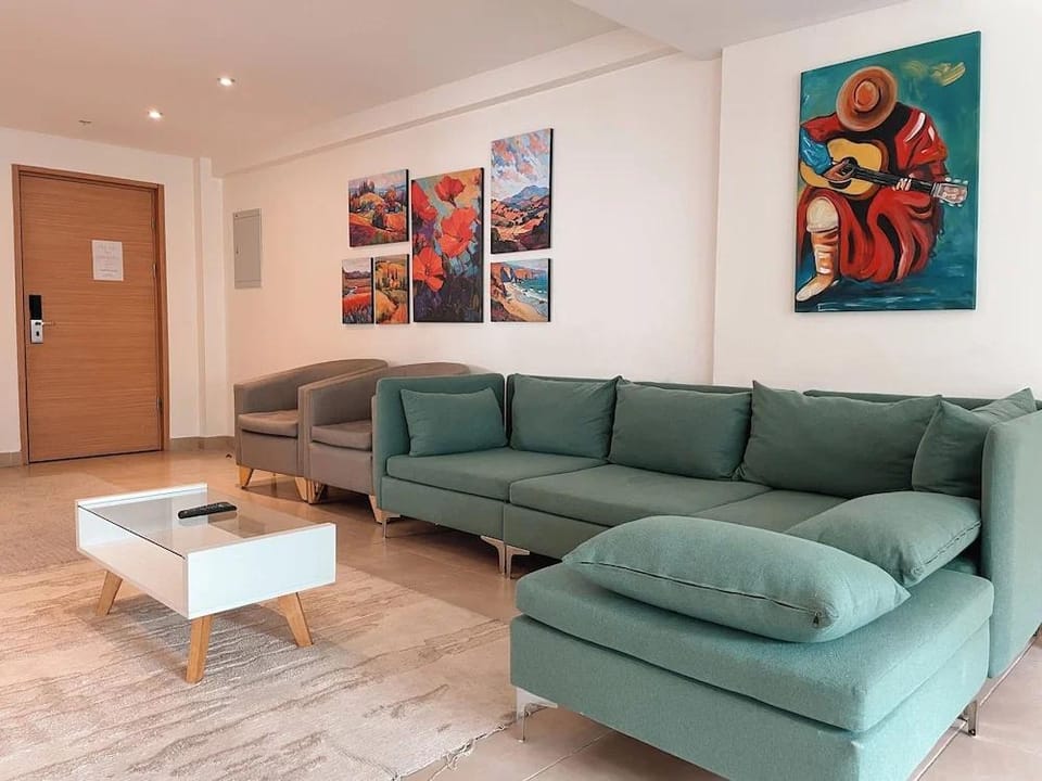 Sky Suites Airport Hotel in Accra