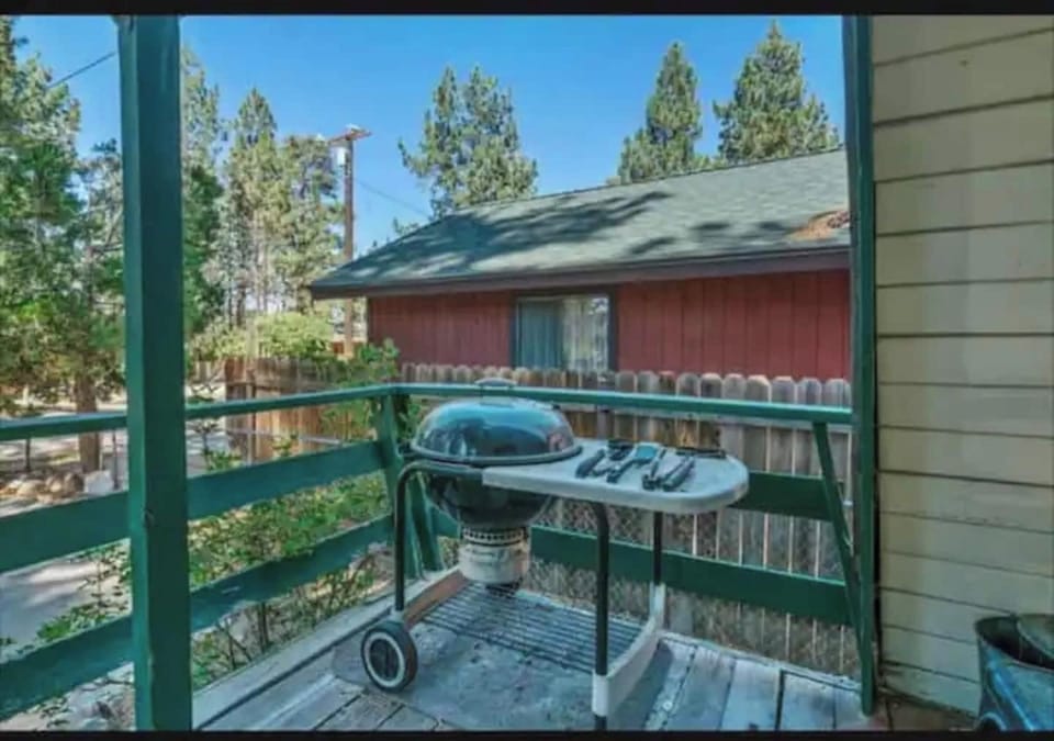 The Bears Lair Perfect for family Hotel in Southern California