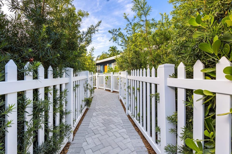 Bright and Spacious 2 BR Apartment Hotel in Fort Lauderdale