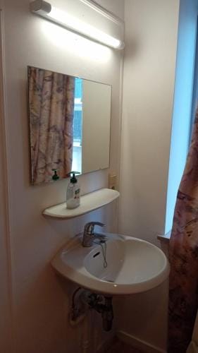 Double Room Near EU, City Centre Hotel in Brussels