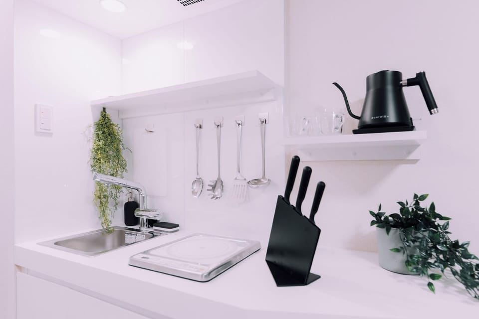 Minimalist Loft 1001 Hotel in Osaka