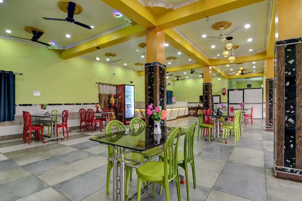 Hotel O by OYO AM2PM Restaurant Cum Bar Hotel in West Bengal