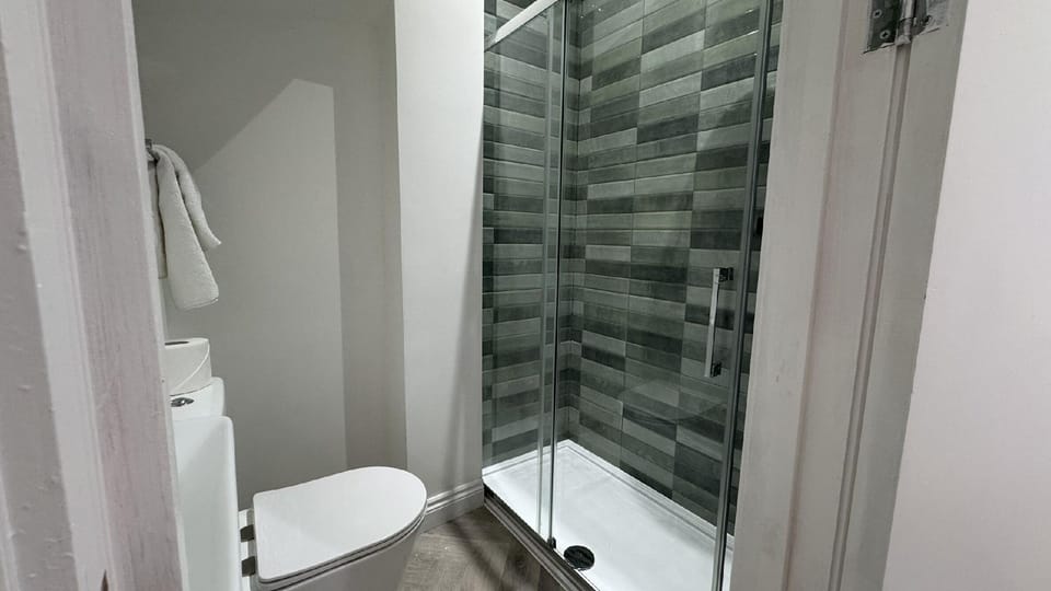 Luxury Studios Near Central London Hotel in Harrow