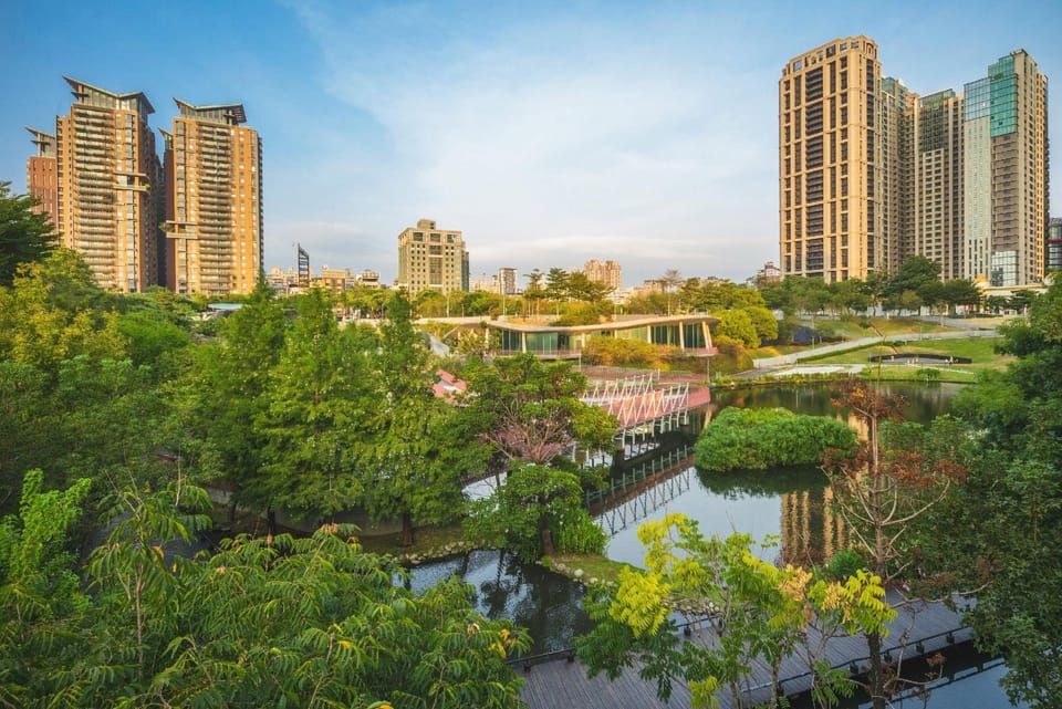 Green Hotel-Fengjia Inn in Taiwan, Province of China