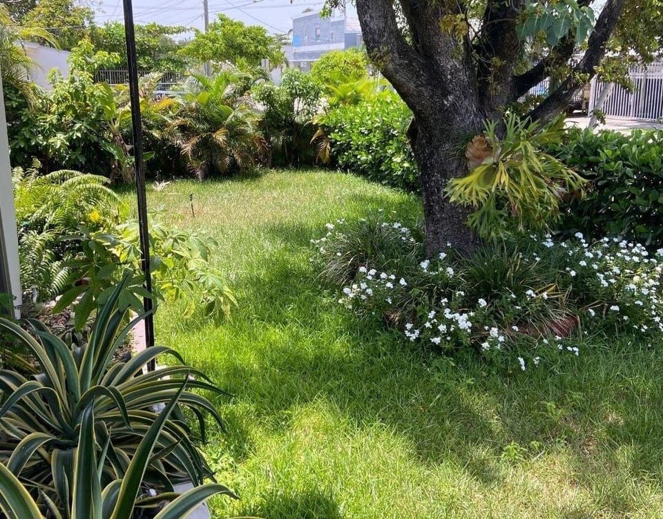 ECO SHARED GARDENIAN Hotel in Miami
