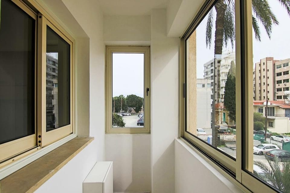 Phaedrus Living: City View Luxury Iras Flat 102 Hotel in Nicosia City