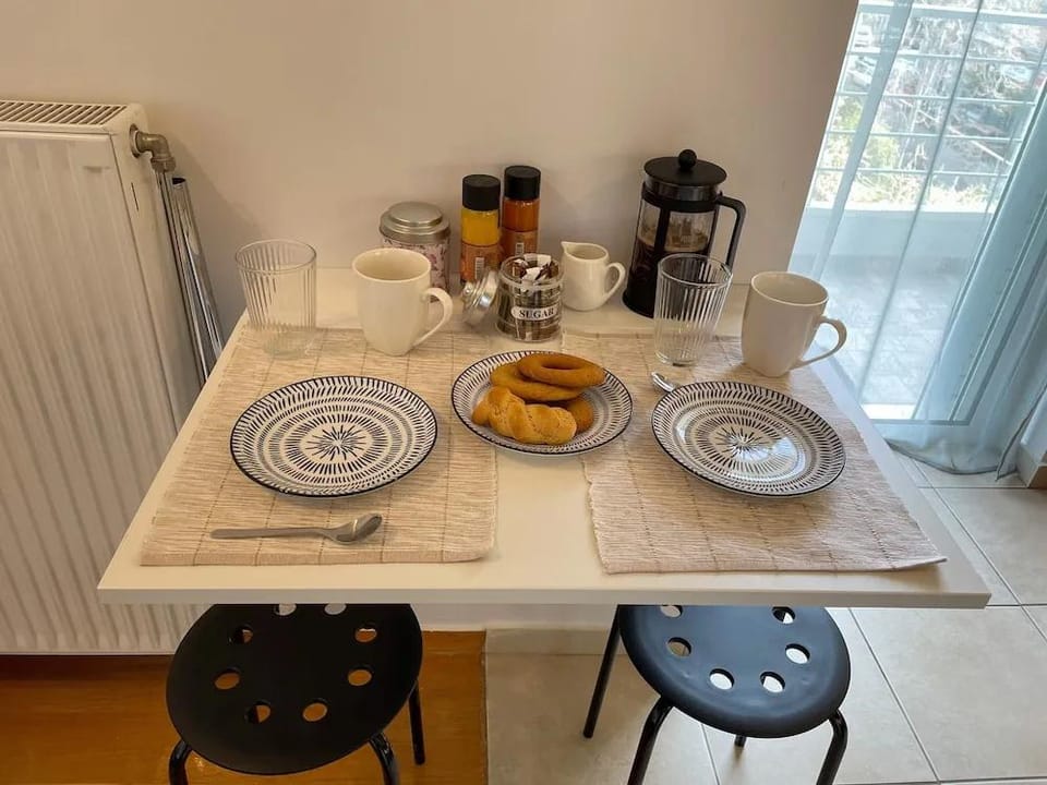 Ageliki's Athens Centre 2BDRM & Parking Hotel in Athens