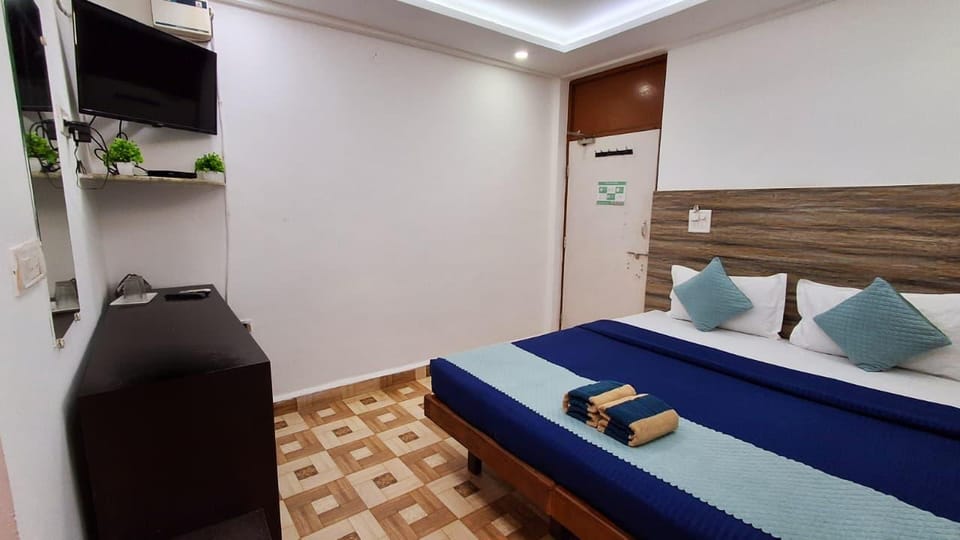 Atharv Coastal End Guest House Hotel in Baga