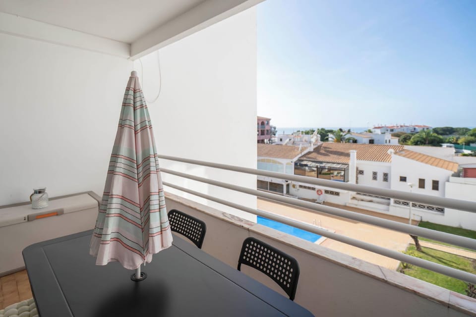 Albufeira apartment suite Velamar Hotel in Albufeira