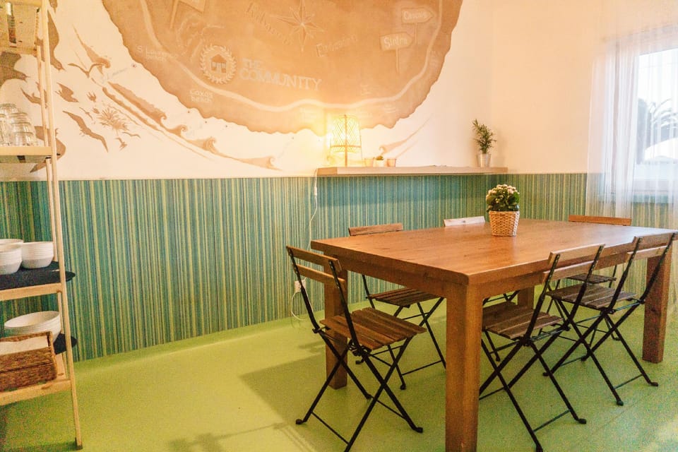 Hospedium Republica Surf House Hostel Hotel in Lisbon District