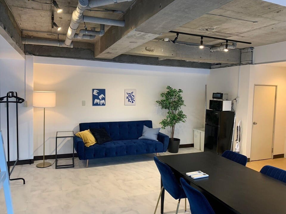 Spacious Studio West Shinjuku Hotel in Shibuya