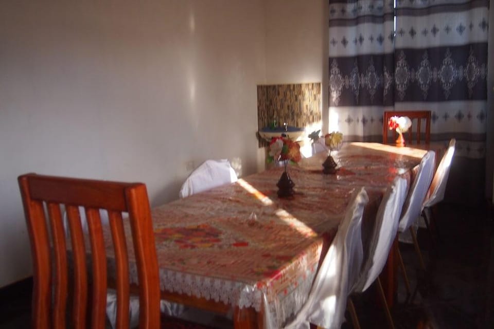 Makuna lodge Hotel in Tanzania