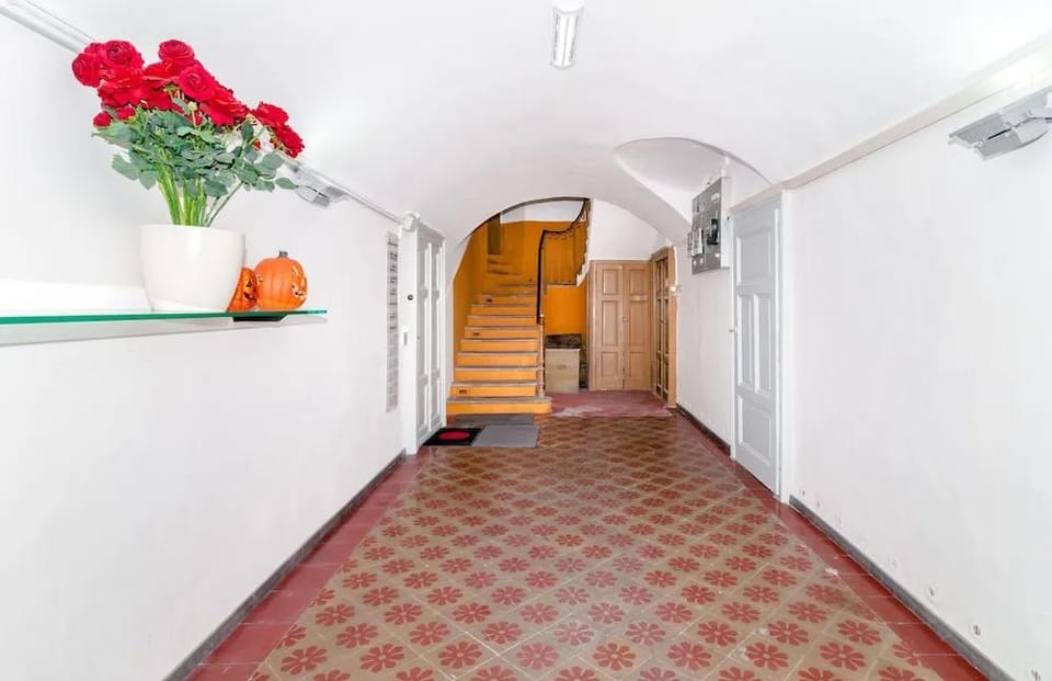 LAGO 2 THIRD FLOOR Hotel in Lugano