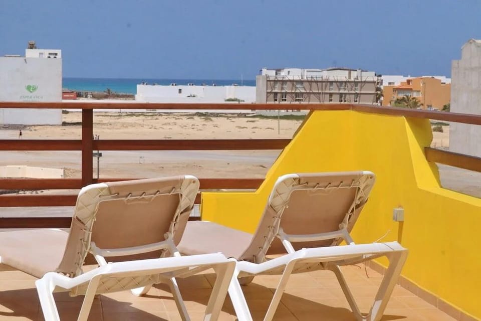 The Yellow Flat - Sea View Hotel in Cape Verde