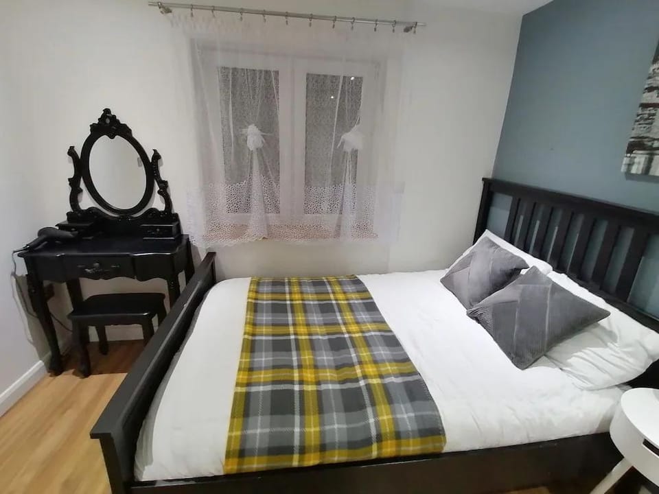 Lovely 2-bed Apartment in Coventry Hotel in Coventry