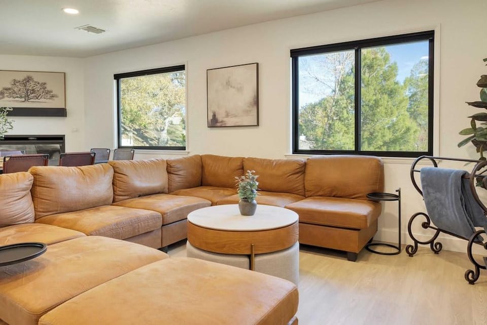 Terrace Hill Modern Paso Robles Escape Near Wineries, Dining, and Hot Springs Hotel in Paso Robles