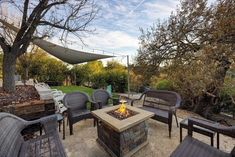 Terrace Hill Modern Paso Robles Escape Near Wineries, Dining, and Hot Springs Hotel in Paso Robles