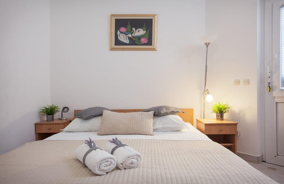 Apartmani Kuzmanic Hotel in Makarska