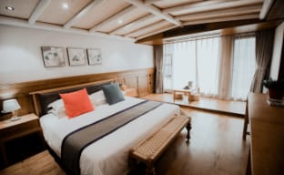 山景·豪华大床房 Hotel in Suzhou