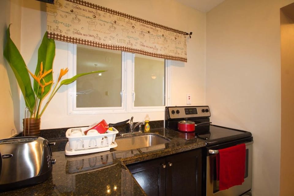 The Bailey's New Kingston Suites Hotel in Kingston