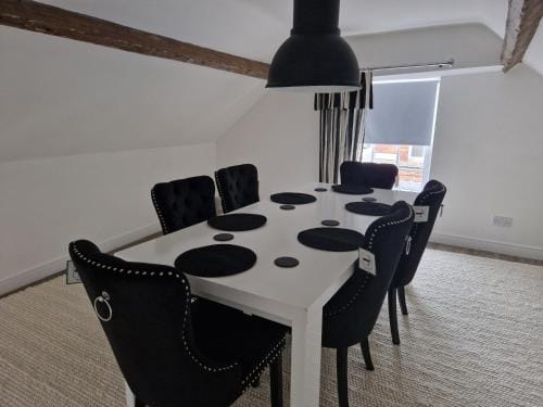 Black lion Apartment Hotel in Bridlington
