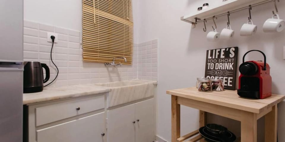 UPSTREET Zeus Temple View 2BD Apt Acropolis-Plaka Hotel in Athens