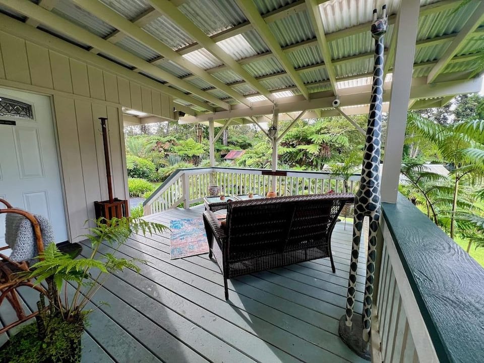 Aloha Junction Guest House Hotel in Volcano