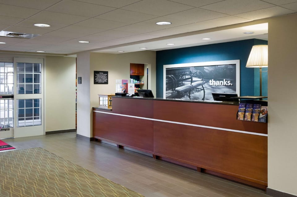 Hampton Inn & Suites State College at Williamsburg Square Hotel in Allegheny River