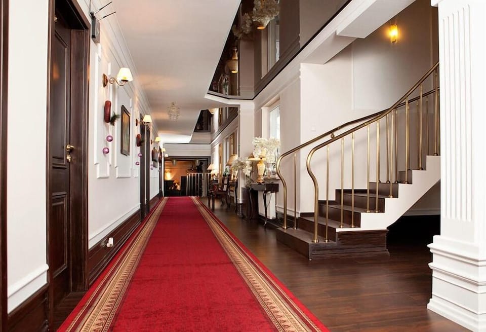 Wzgorze Toskanii Hotel in Poznan