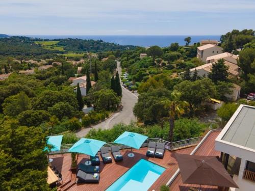 Suite Ile du Levant - Jardin & Piscine - 4 pers Hotel in La Croix-Valmer
