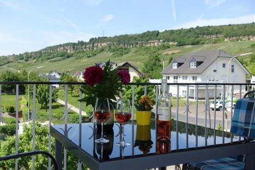 Weingut Pension Heinz Dostert Hotel in Trier-Saarburg
