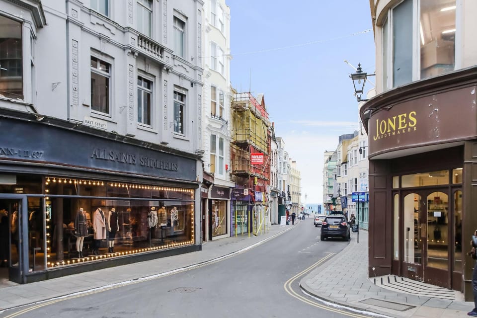 Sea La Vie - East Street Hotel in Brighton
