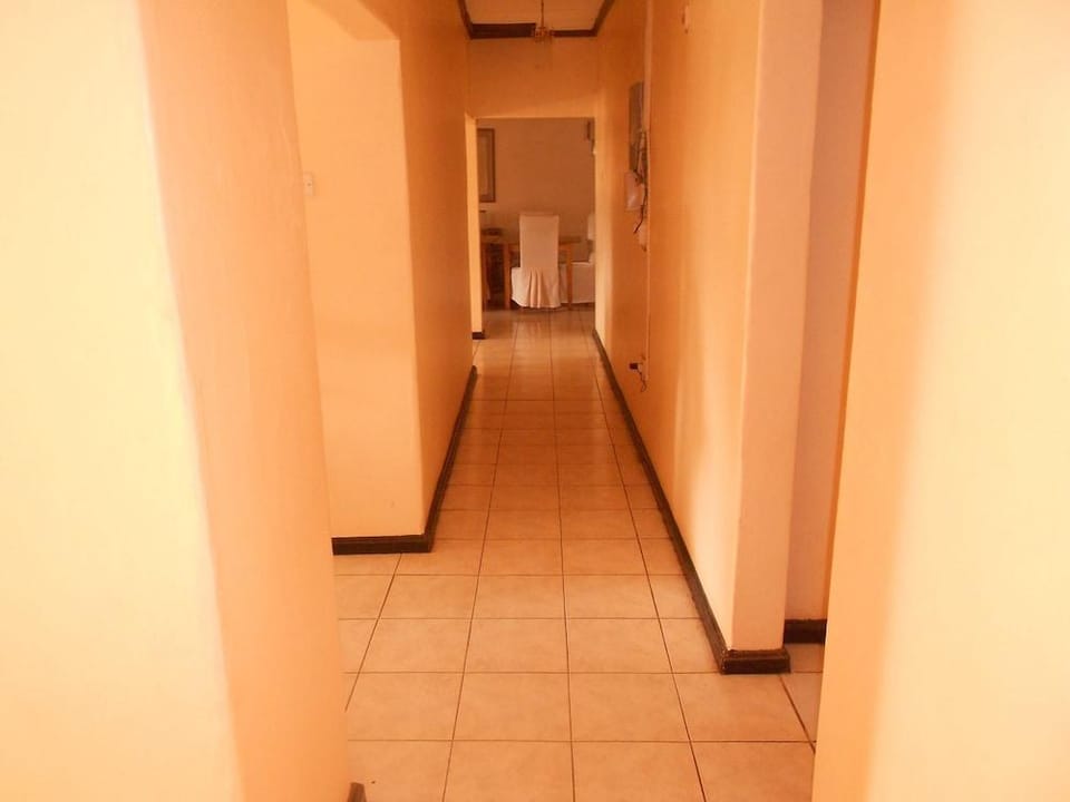Wane Guest Lodge Hotel in Zimbabwe