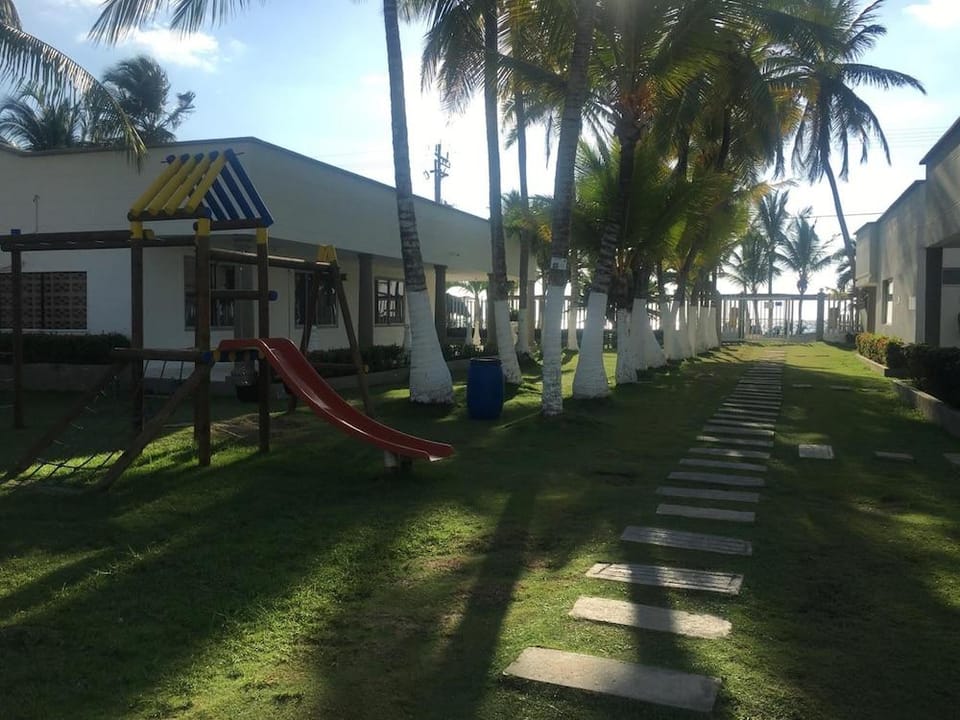 Cabanas La Fragata Hotel in Covenas