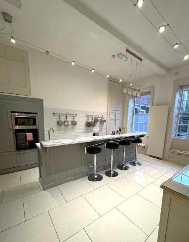 East Pallant Bed and Breakfast, Located in Large Georgian Townhouse in Central Chichester Hotel in Chichester