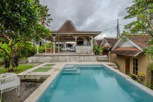 Lucky Hostel Canggu Hostel in North Kuta
