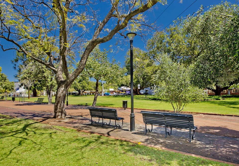 myOZexp Palmerston Lodge Hostel in Perth