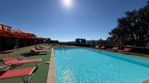 Alma del Lago - Charming Apartments Lodge in Tuscany