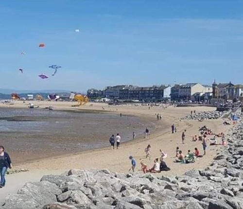 The Kerswell Hotel Sea Front Hotel in Morecambe
