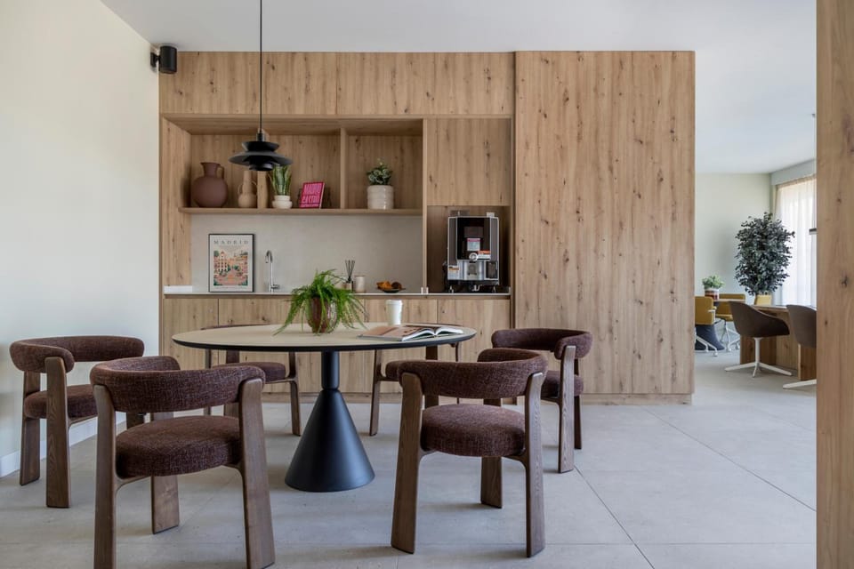 Calido Las Tablas Apartment hotel in Madrid