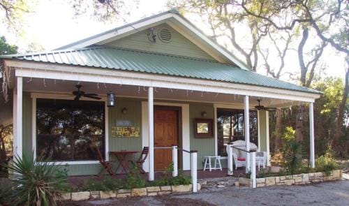 Mystic Hill Suites Hotel in Wimberley