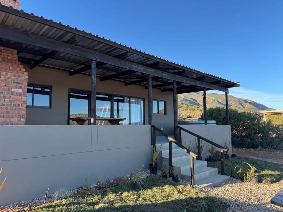 Keurkloof Farm villa of R62 Hotel in Western Cape
