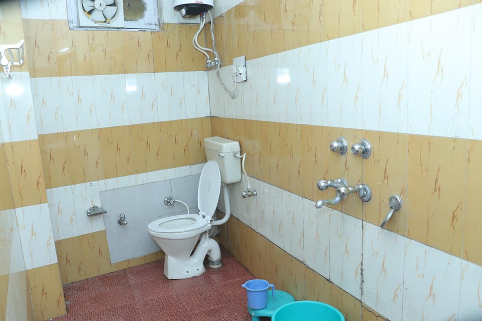 Krishna Hotel And Restaurant Hotel in Himachal Pradesh